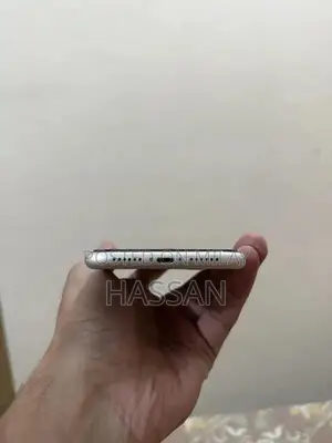 Apple iPhone 11 128GB Dual SIM Smartphone