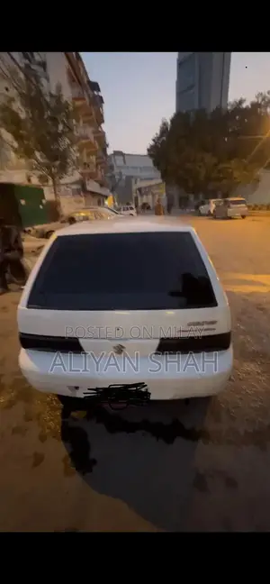 2016 Suzuki Cultus White Sedan - Low Mileage Family Car