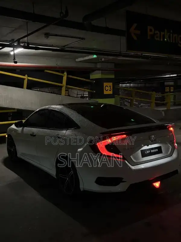 Honda Civic Oriel 1.8 i-VTEC CVT - Low Mileage Sedan