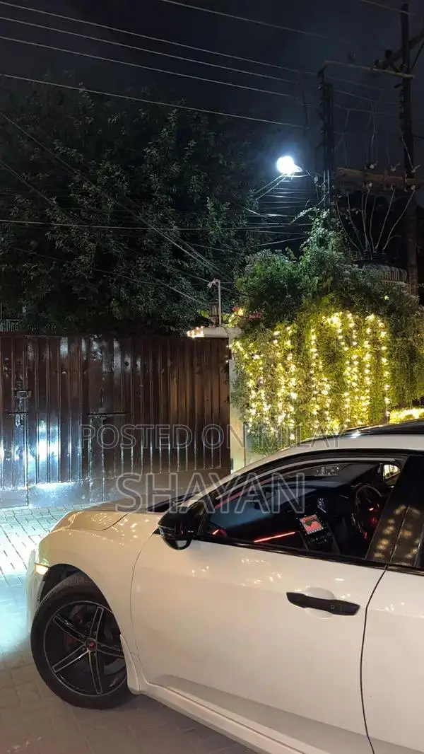 Honda Civic Oriel 1.8 i-VTEC CVT - Low Mileage Sedan