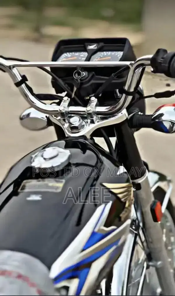 Honda CG 125 Motorcycle - Pristine Condition Low Mileage First Owner