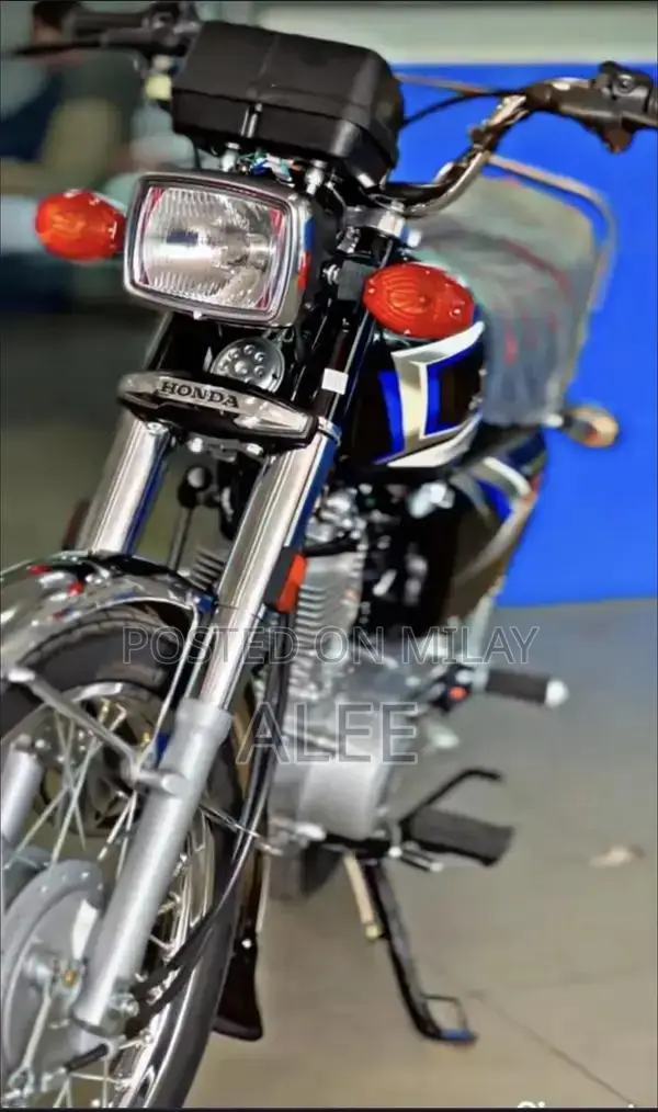 Honda CG 125 Motorcycle - Pristine Condition Low Mileage First Owner