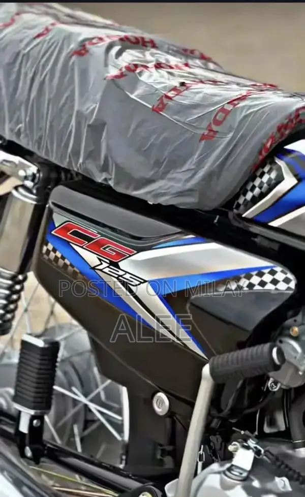 Honda CG 125 Motorcycle - Pristine Condition Low Mileage First Owner