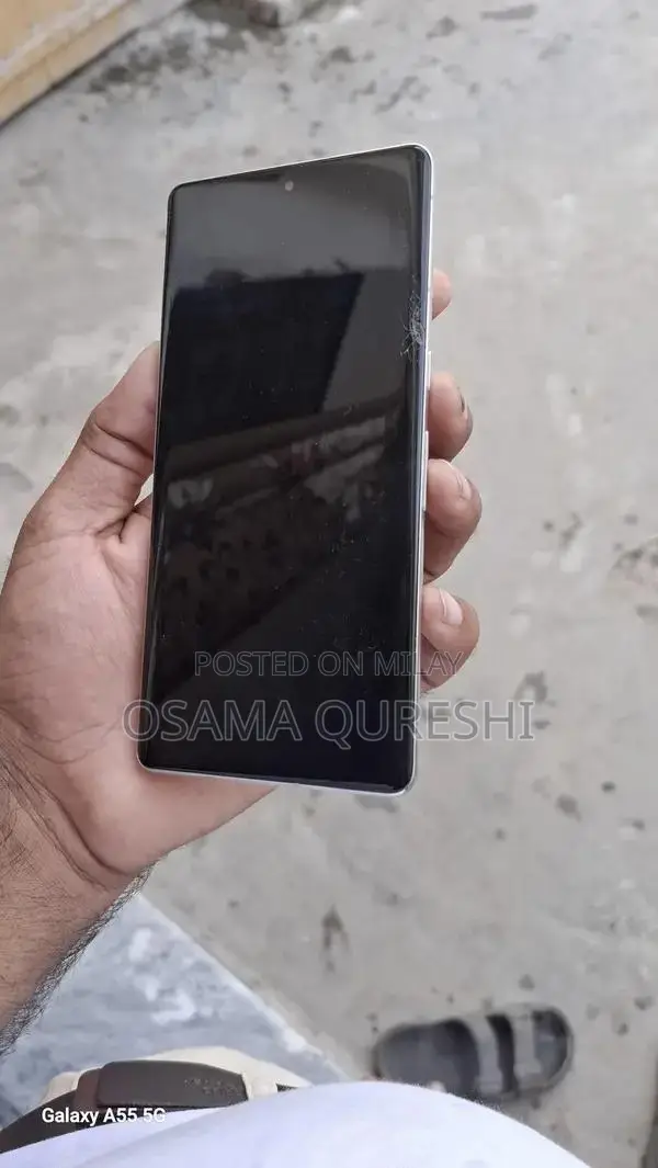 High-Performance Pixel 7 Pro Smartphone with Advanced Camera System