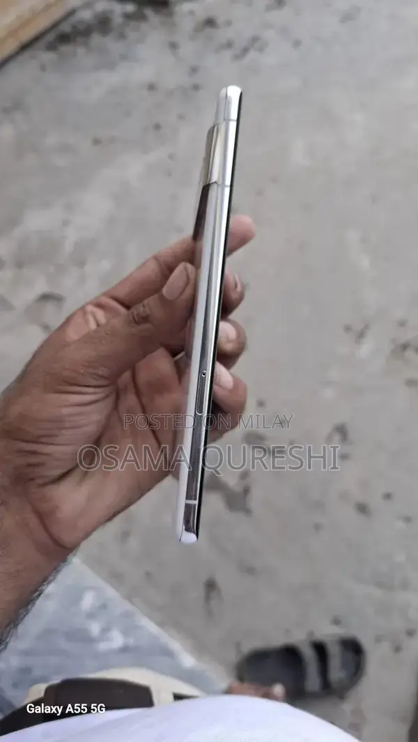 High-Performance Pixel 7 Pro Smartphone with Advanced Camera System