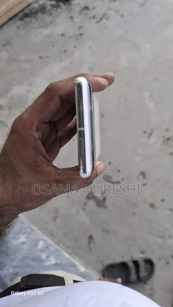 High-Performance Pixel 7 Pro Smartphone with Advanced Camera System