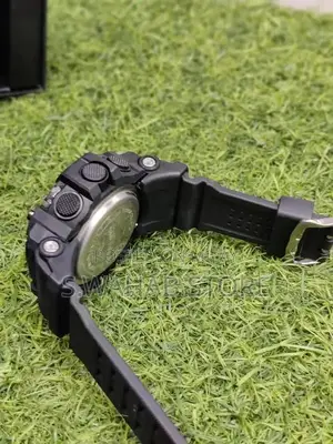 Unisex Round Rubber Chain Wristwatch - Classic Casual Design