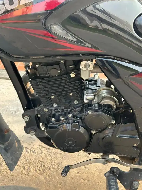 Suzuki GR 150 Motorcycle - 2021 Model with Self-Start