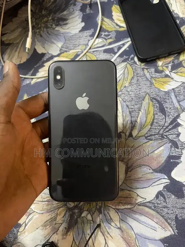 256GB iPhone X with Full Battery Health and Face ID