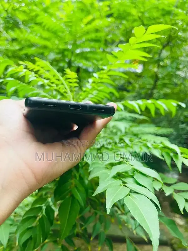 Google Pixel 6a Smartphone - 128GB Storage, Fingerprint Sensor