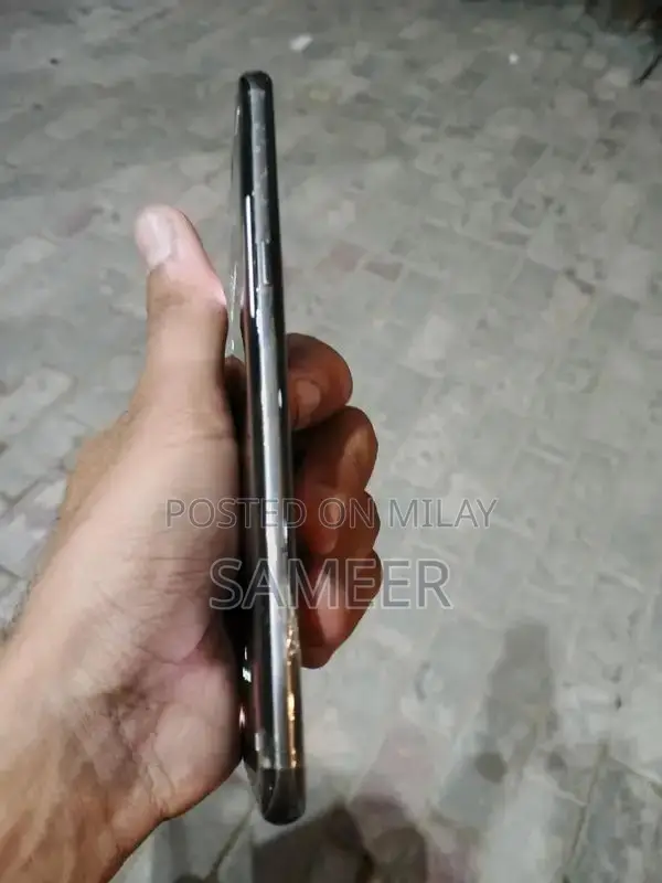 Samsung Galaxy S8 Plus Smartphone with Clear Panel