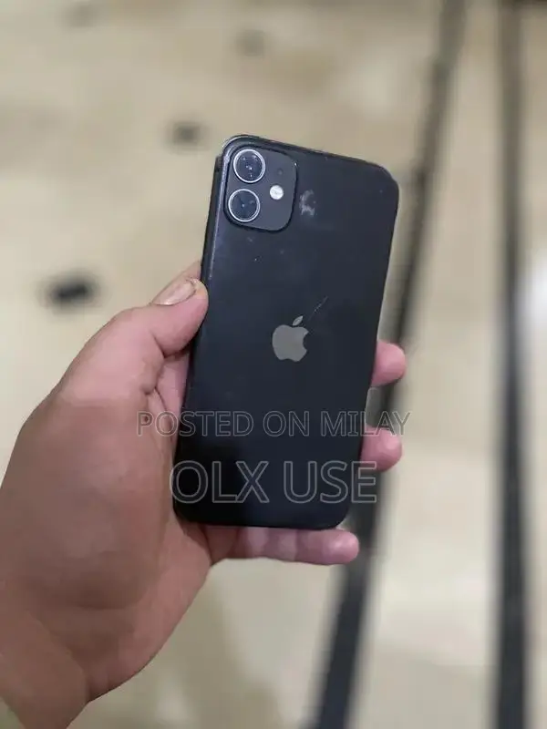 Apple iPhone 11 64GB Factory Unlocked Smartphone