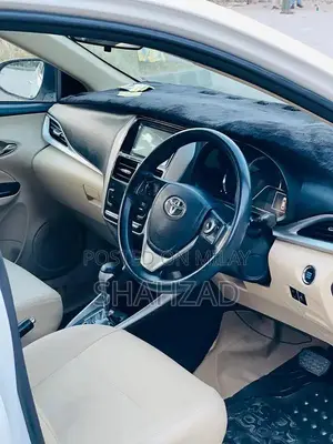 Toyota Yaris 1.5 X CVT Automatic Hatchback