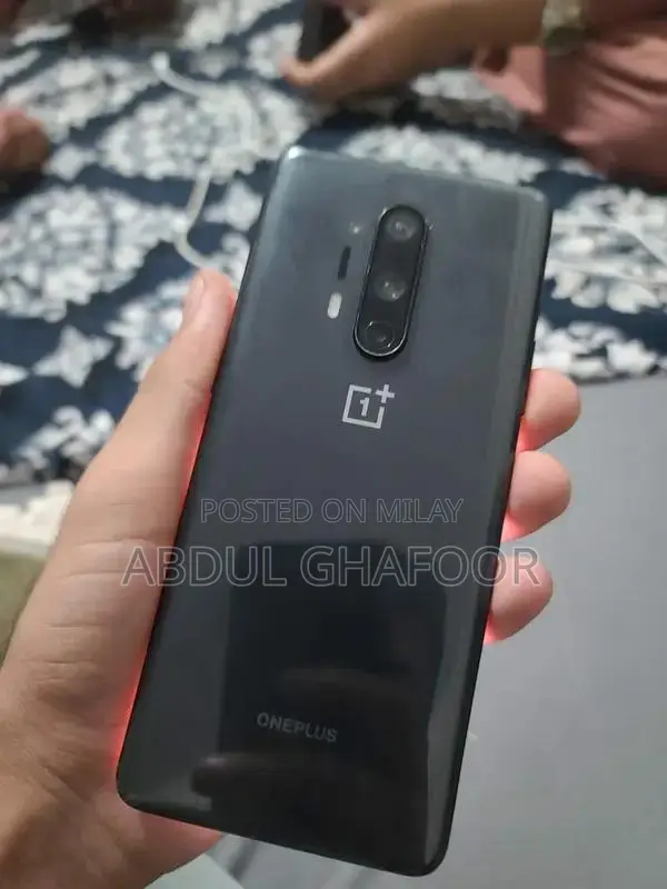 High-Performance Gaming Smartphone with Snapdragon Processor