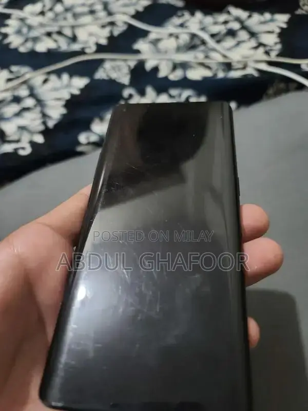 High-Performance Gaming Smartphone with Snapdragon Processor