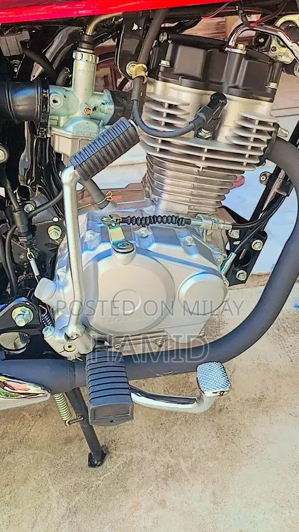 Honda 125cc Motorcycle - 2025 Model Lightweight Urban Commuter