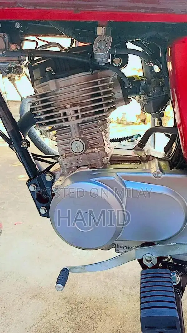 Honda 125cc Motorcycle - 2025 Model Lightweight Urban Commuter