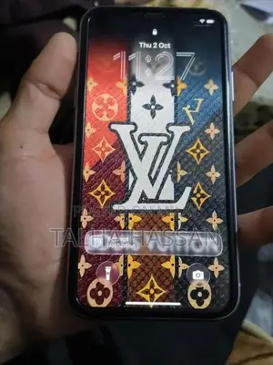 Apple iPhone 11 64GB Smartphone with Face ID