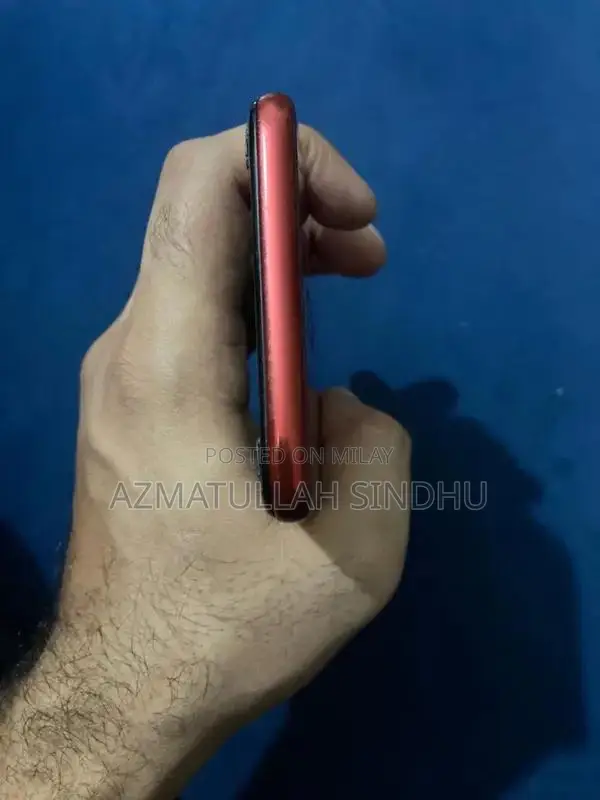 Compact Smartphone for Communication and Hotspot