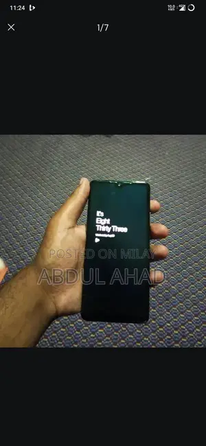 Photo - High-Performance Smartphone with Snapdragon 855 Processor