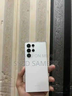 Photo - Samsung Galaxy S22 Ultra Premium Smartphone with S Pen