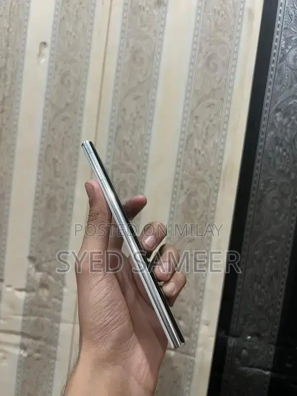 Samsung Galaxy S22 Ultra Premium Smartphone with S Pen