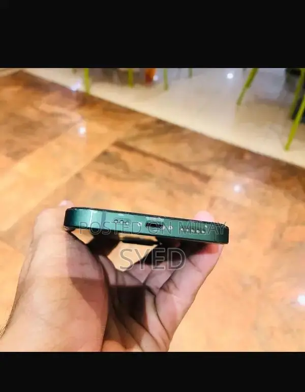 Apple iPhone 13 Smartphone - Non PTA Authorized Model