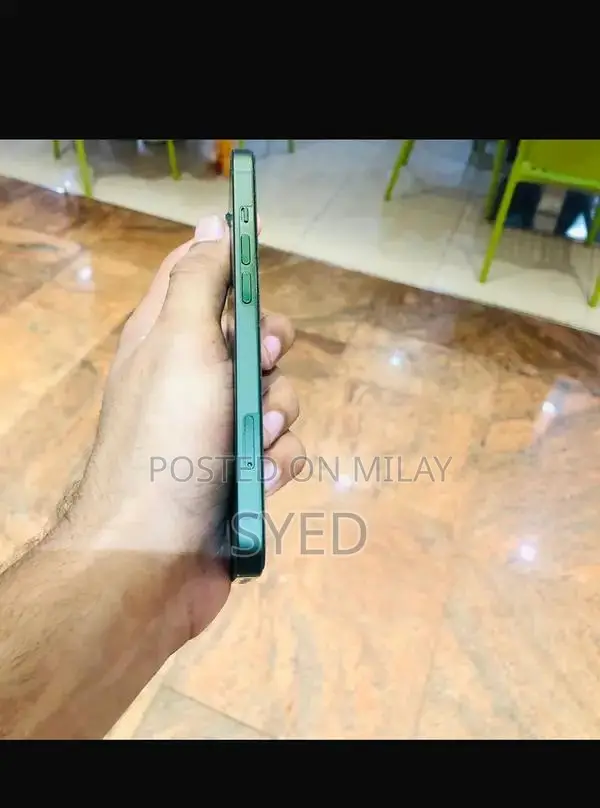 Apple iPhone 13 Smartphone - Non PTA Authorized Model