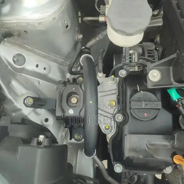 Alto VXR Low Mileage Compact Sedan