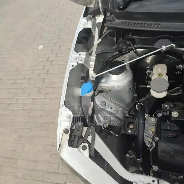 Alto VXR Low Mileage Compact Sedan