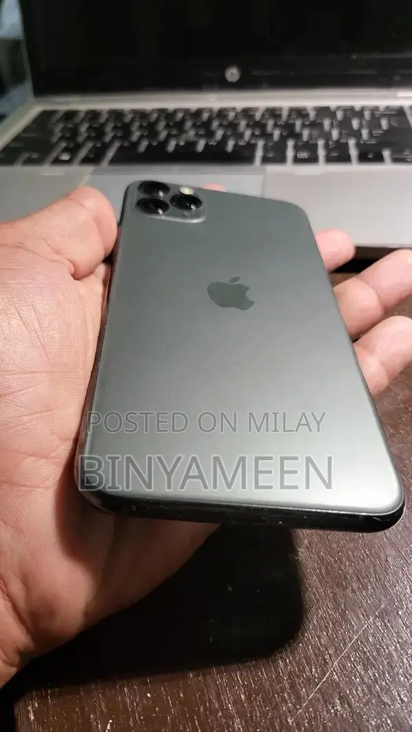 iPhone 11 Pro Max 64GB Partially Repaired Device