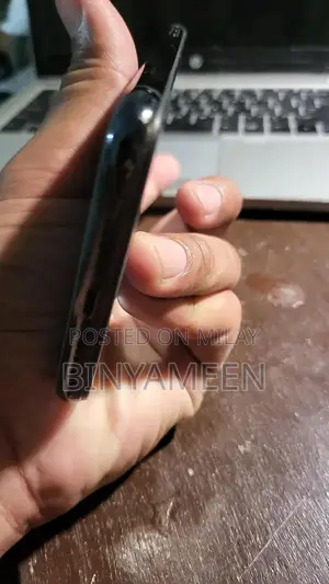 iPhone 11 Pro Max 64GB Partially Repaired Device