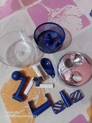 Photo - Manual Hand Chopper Kitchen Food Preparation Tool