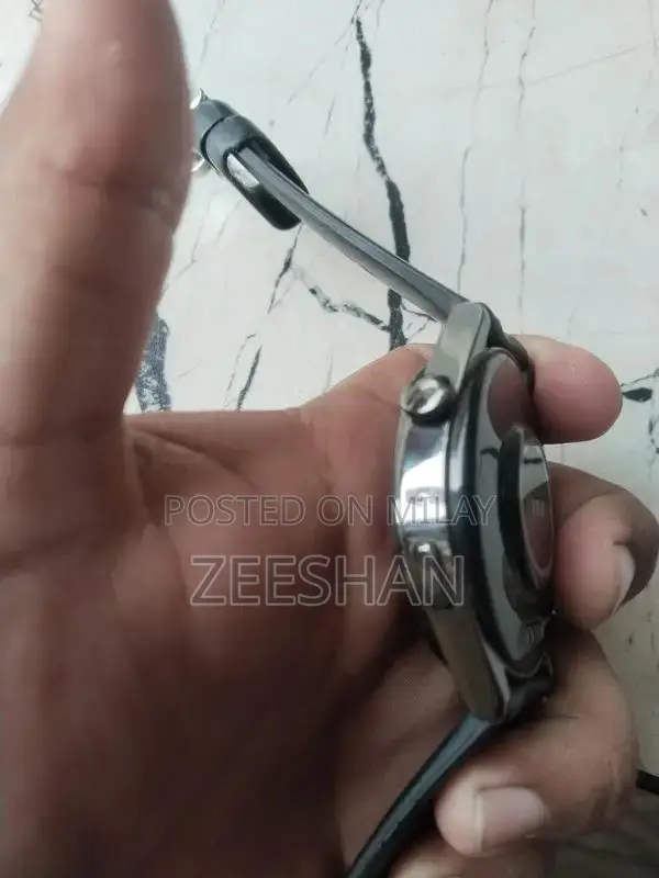 Joyroom FC2 Wireless Charging Smartwatch with Long Battery Life