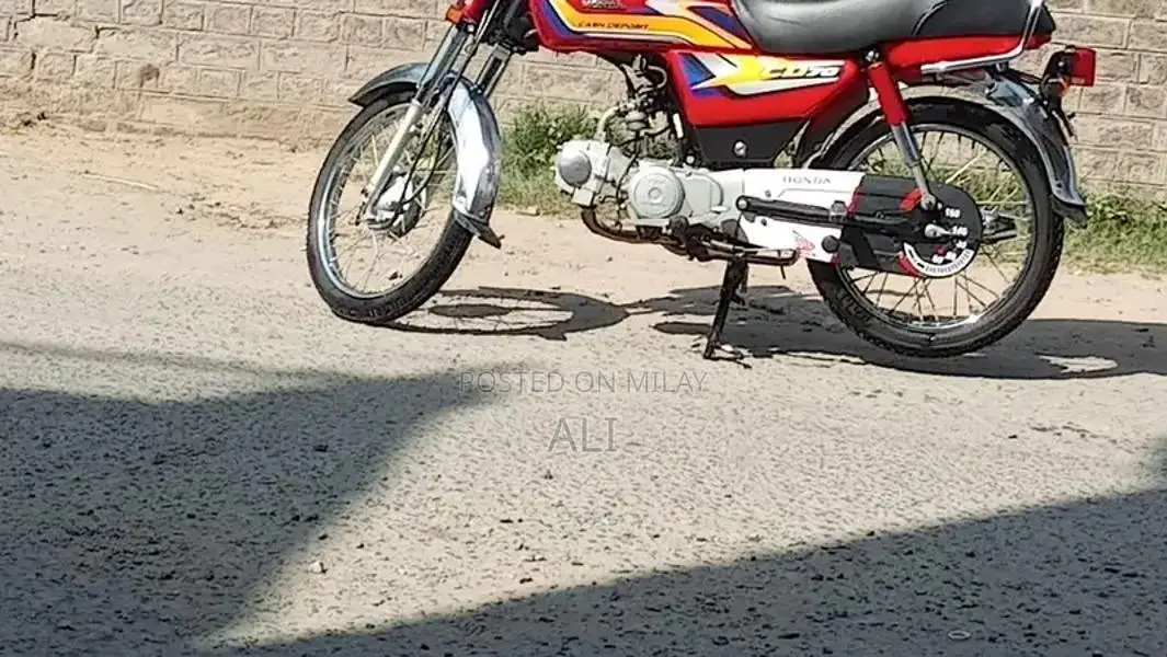 Lahore V8 Model High-Performance Vehicle