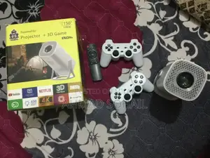 Photo - High-Quality Gaming Projector for Immersive Entertainment