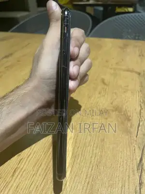 Apple iPhone XS Max 256GB Premium Smartphone