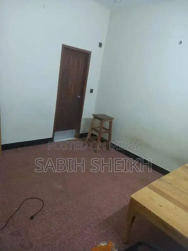 Portion in Pech Block 2 with Modern Kitchen and Washing Area