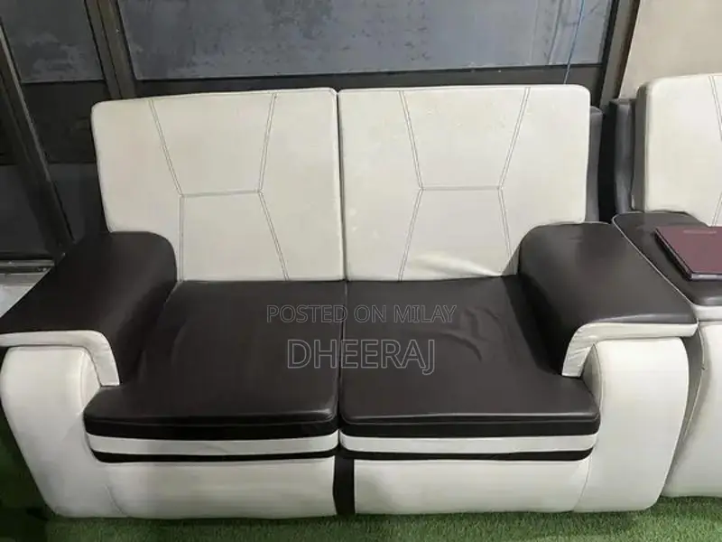 Convertible Modular Sofa Set - 2 to 3 Seater Configuration