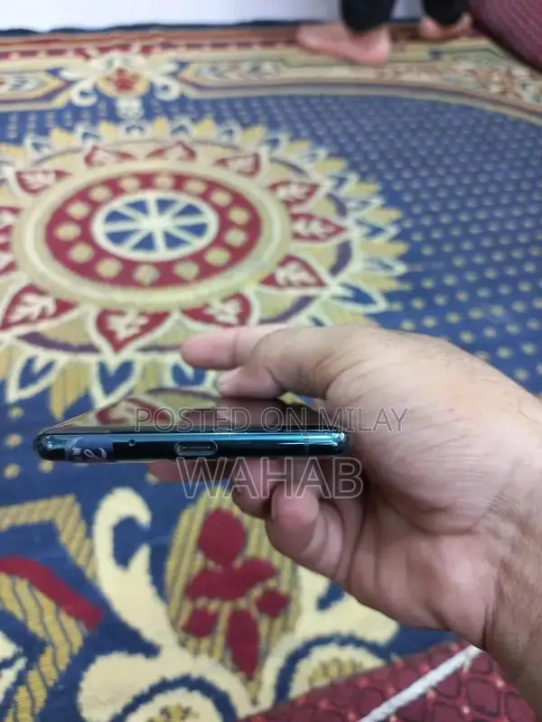 Sony Xperia High-Performance Smartphone with Snapdragon Processor