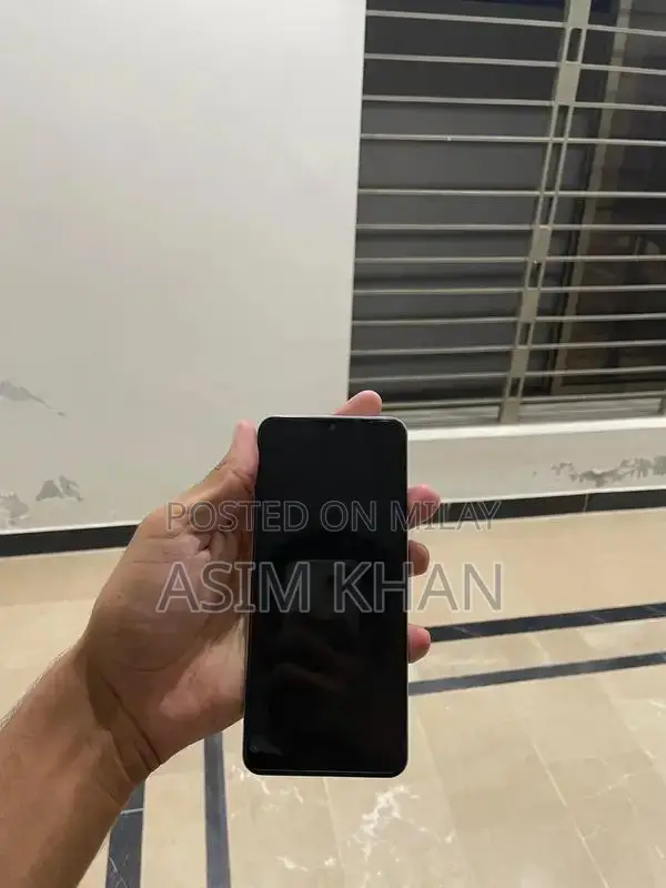Redmi A5 Smartphone 4GB RAM 64GB Storage Dual SIM