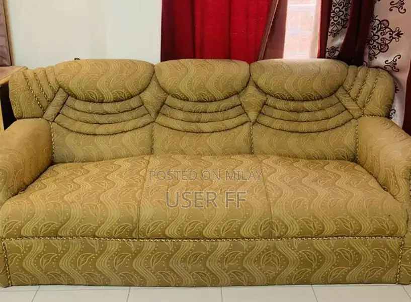 5-Seater Sofa - Comfortable Living Room Seating Solution