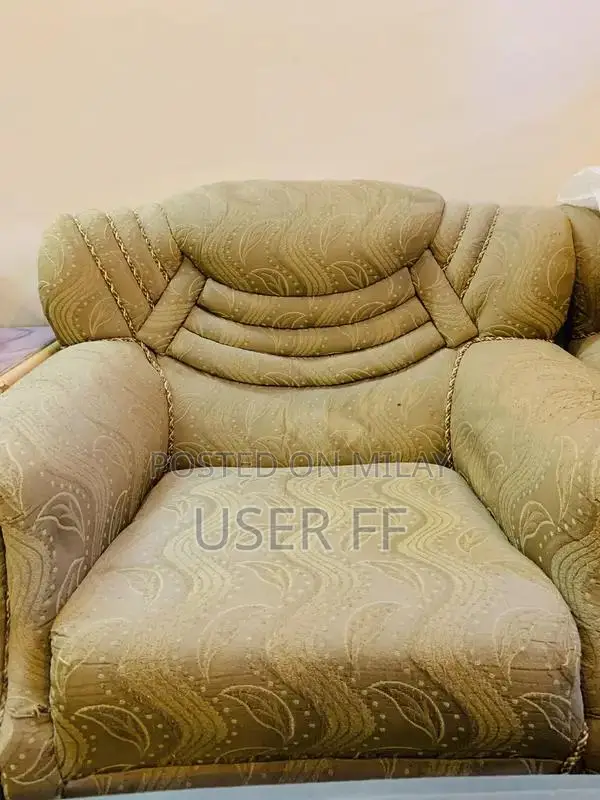 5-Seater Sofa - Comfortable Living Room Seating Solution