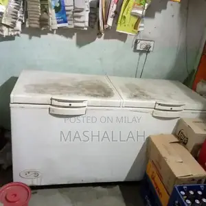 Large Double Door Freezer - Excellent Condition