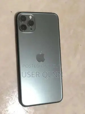 iPhone 11 Pro Max Midnight Green Smartphone