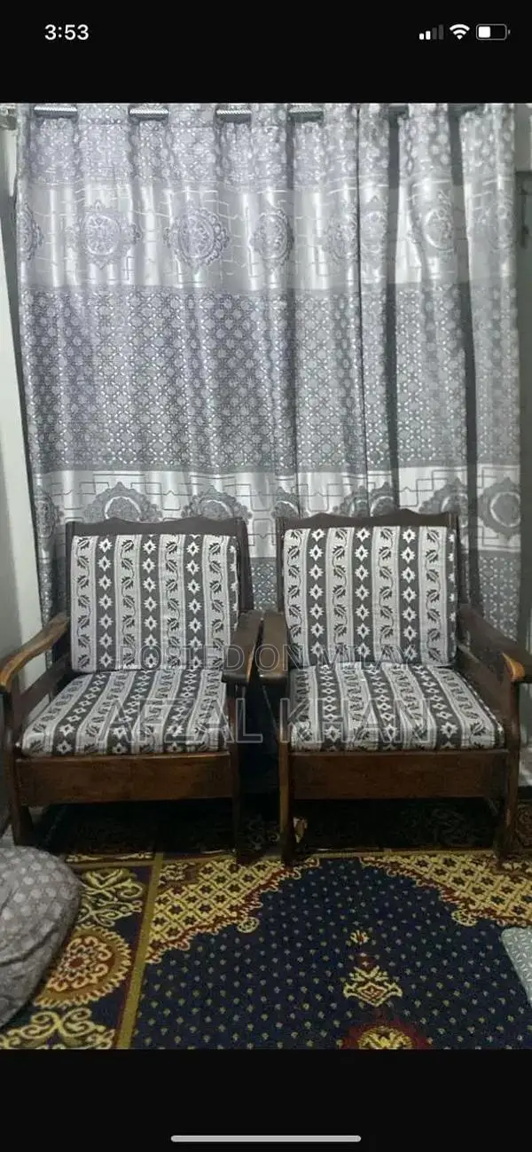 Comfortable Sofa Set - 3-Seater and 2 Single-Seater with Cushions