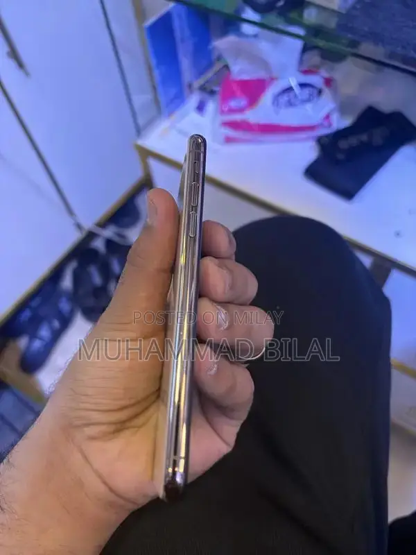 Apple iPhone XS 64GB PTA Approved Smartphone