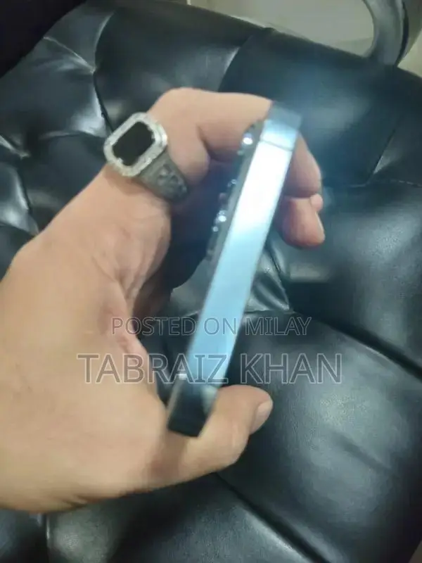 Apple iPhone 13 Pro Max 128GB Smartphone