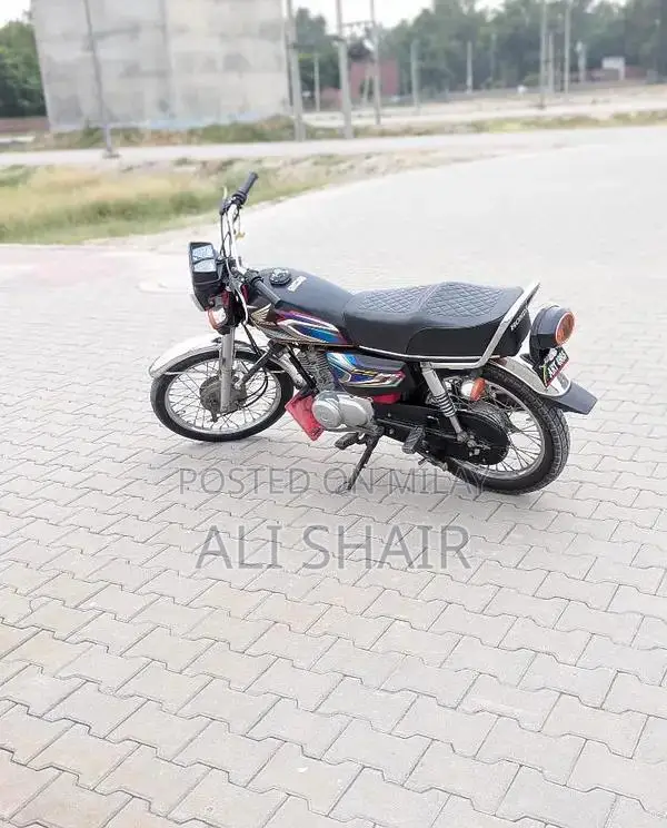 Red Color Bike - Compact Urban Commuter Bicycle