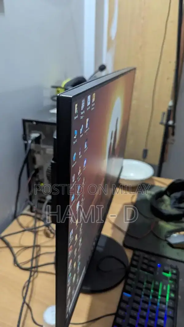 HP 28-Inch Full HD Monitor - 75Hz Refresh Rate